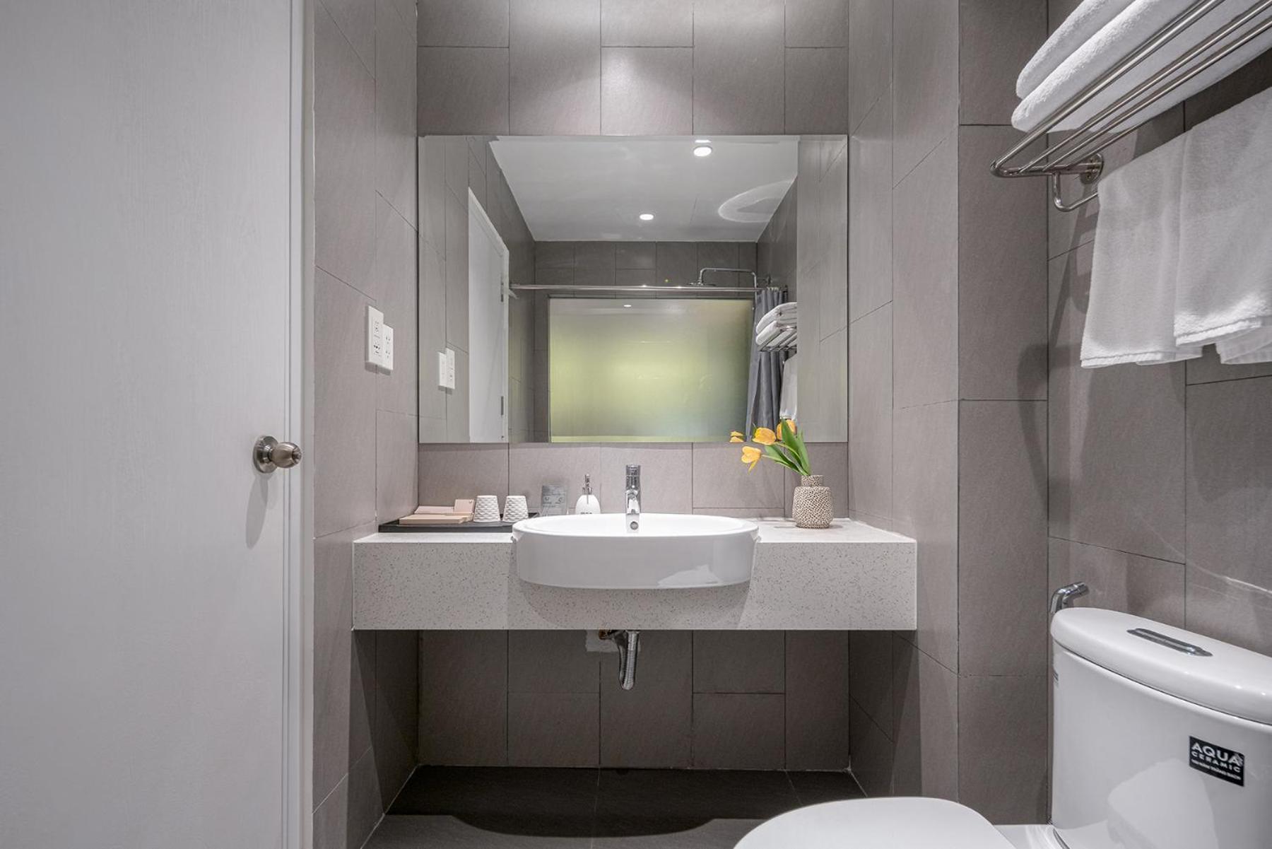 M Village Hotel Ly Tu Trong Хошимин Экстерьер фото
